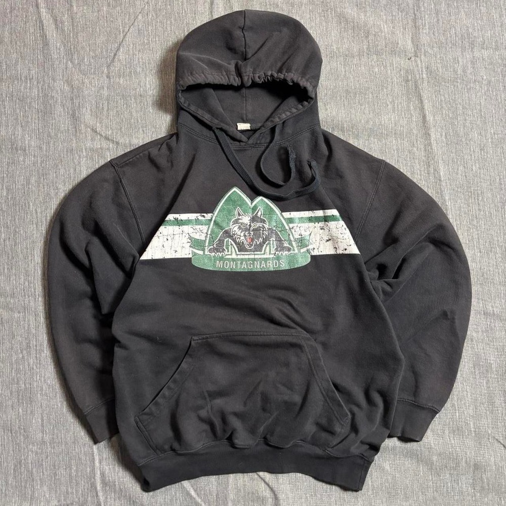 Black vintage wolf "montagnards" hoodie